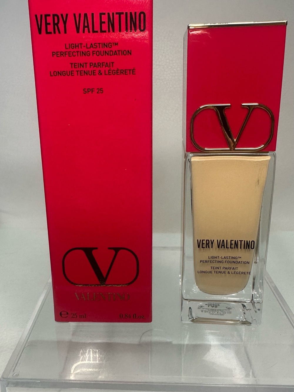 Valentino Very Valentino Foundation shade light ambra la5